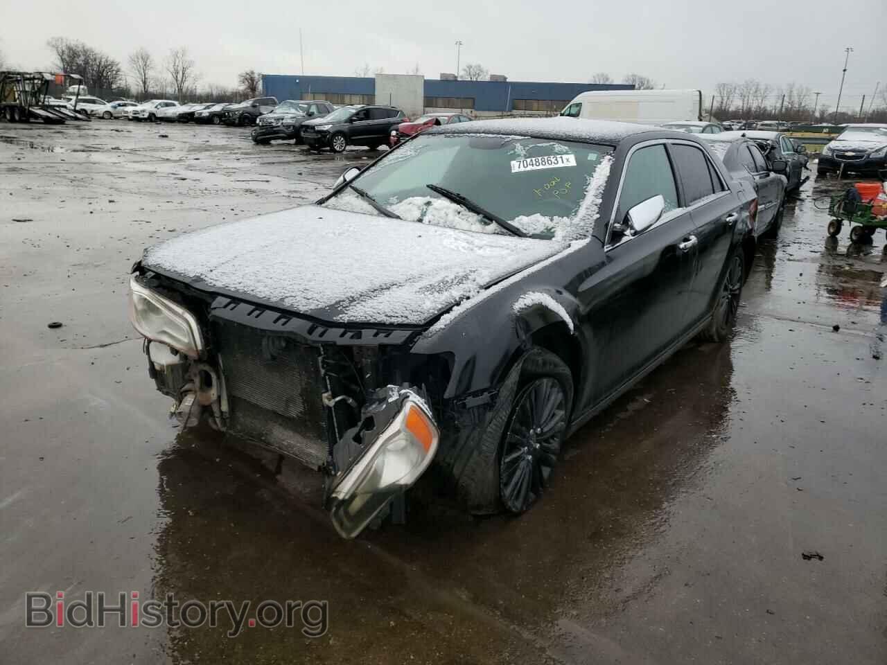2013 CHRYSLER 300 - VIN: 2C3CCAKT1DH523812 - Фото 2