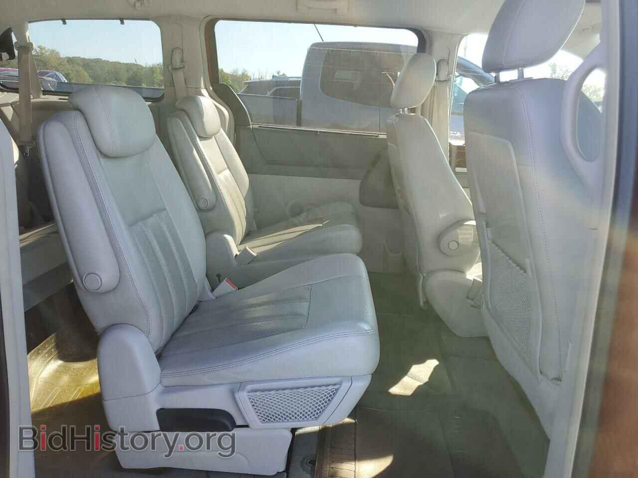 2009 CHRYSLER MINIVAN - VIN: 2A8HR54199R642396 - Фото 11