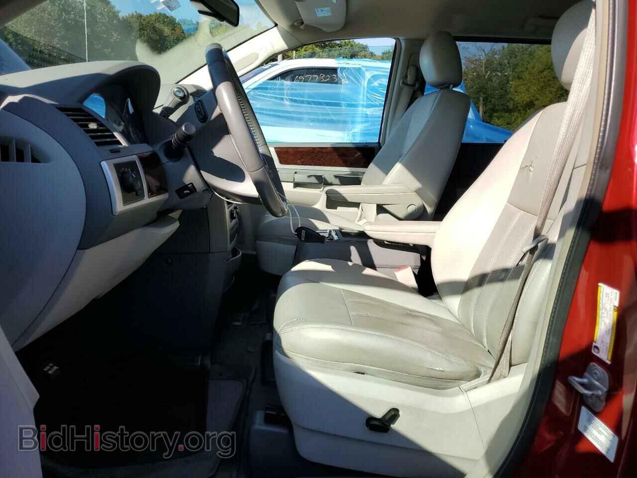 2009 CHRYSLER MINIVAN - VIN: 2A8HR54199R642396 - Фото 7
