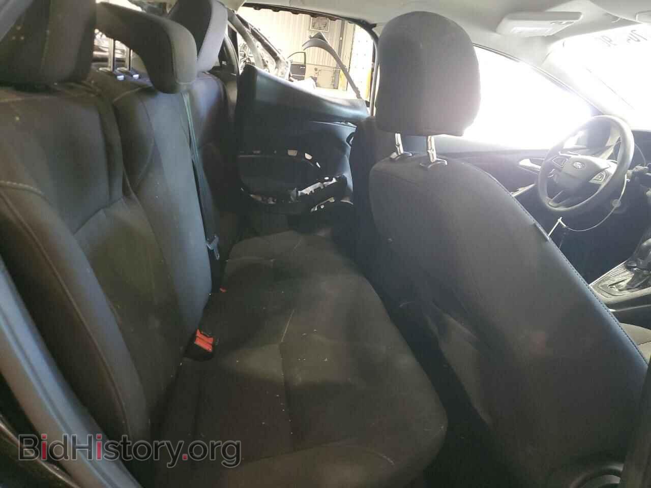 2017 FORD FOCUS - VIN: 1FADP3F23HL335664 - Photo 10