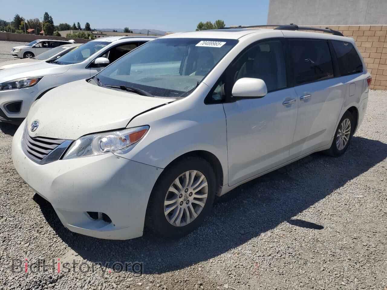 Photo 5TDYK3DC7FS662988 - TOYOTA All Models 2015