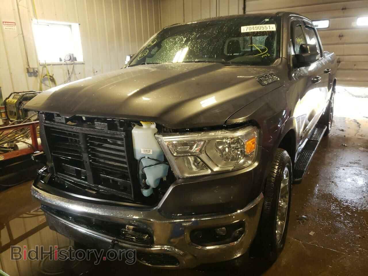 2021 RAM 1500 - VIN: 1C6SRFFT5MN637551 - Фото 2