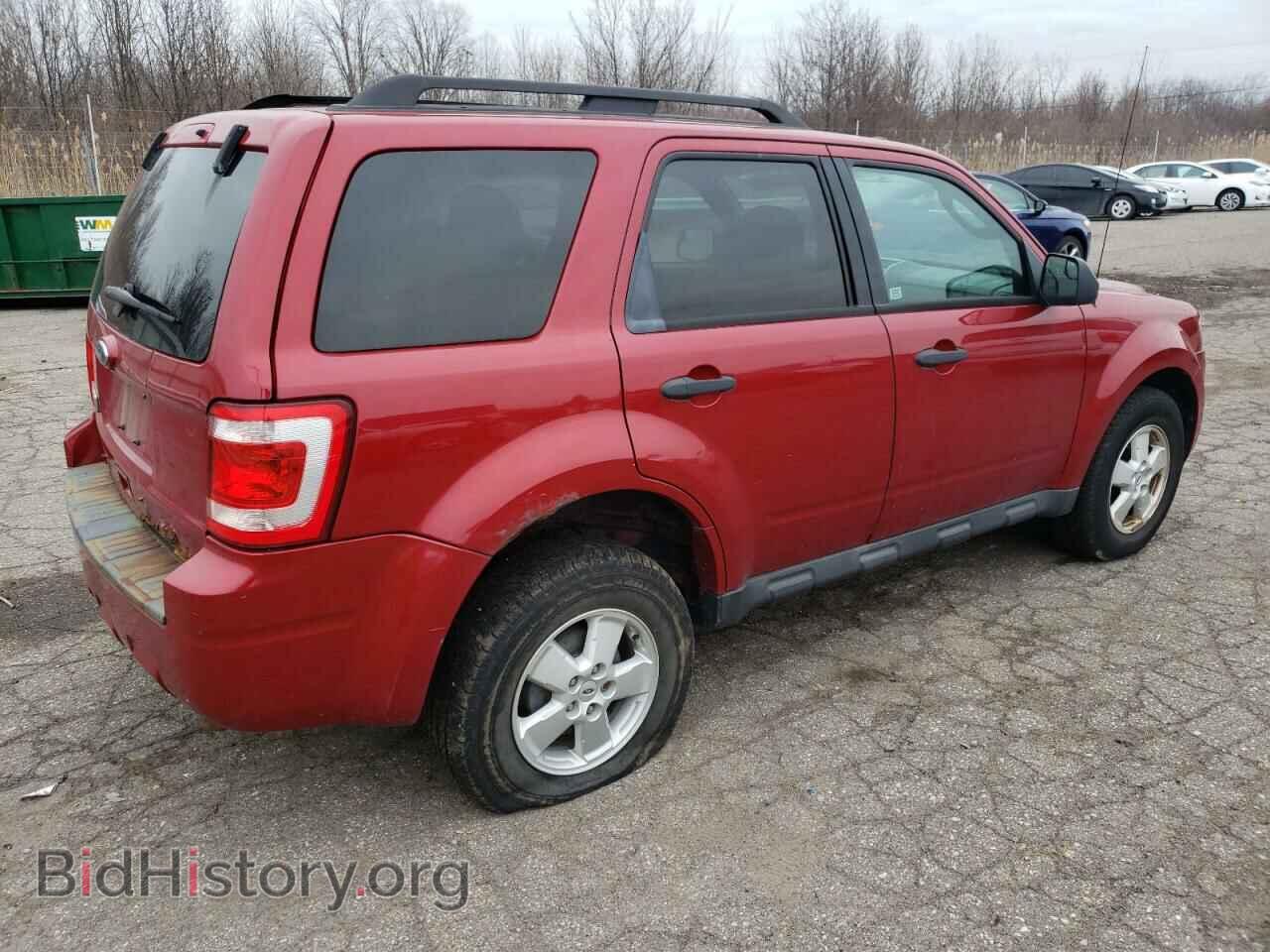 2010 FORD ESCAPE - VIN: 1FMCU0D75AKC62333 - Фото 3