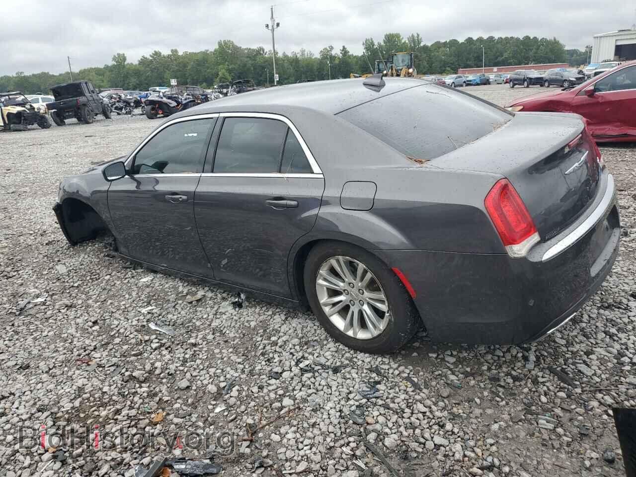 2017 CHRYSLER 300 - VIN: 2C3CCAAG0HH521687 - Фото 2