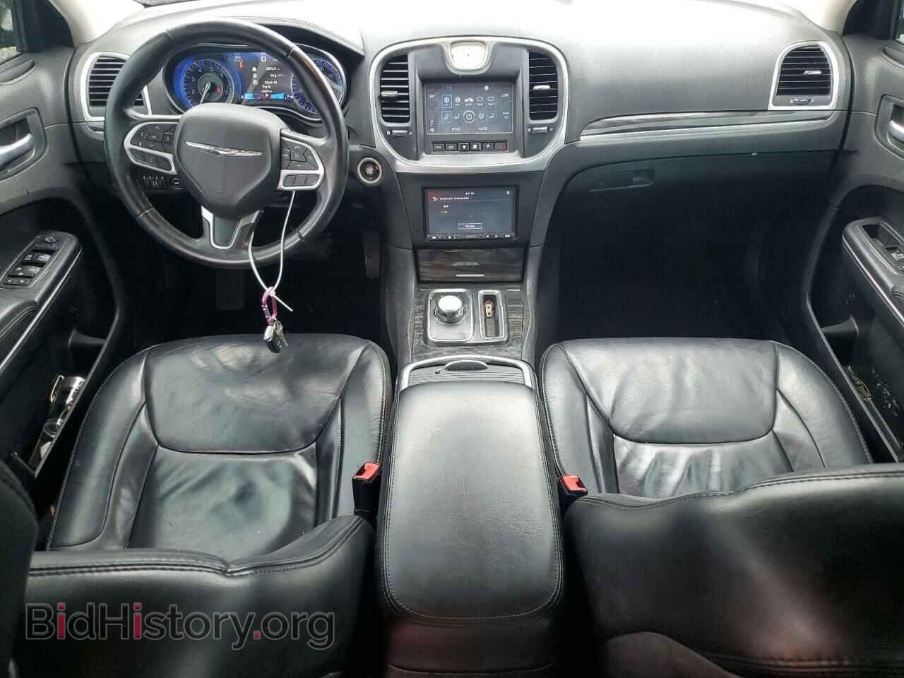 2017 CHRYSLER 300 - VIN: 2C3CCAAG0HH521687 - Фото 8