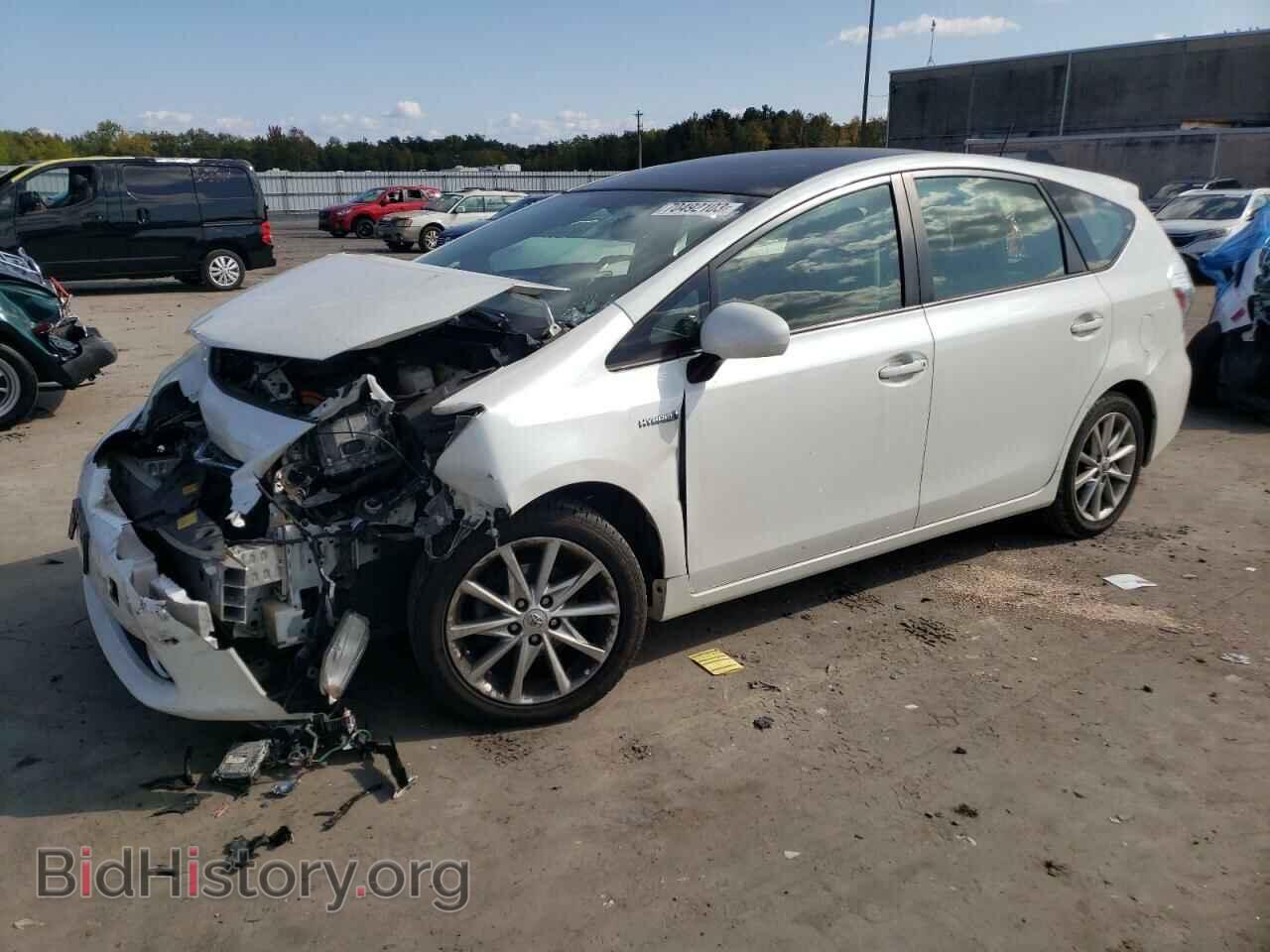 Фотография JTDZN3EU1E3360521 - TOYOTA PRIUS 2014