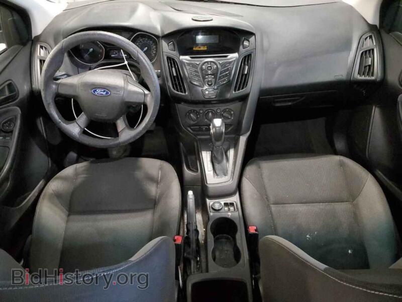 2012 Ford FOCUS (VIN 1FAHP3E2XCL131214) — фото 8 из 12