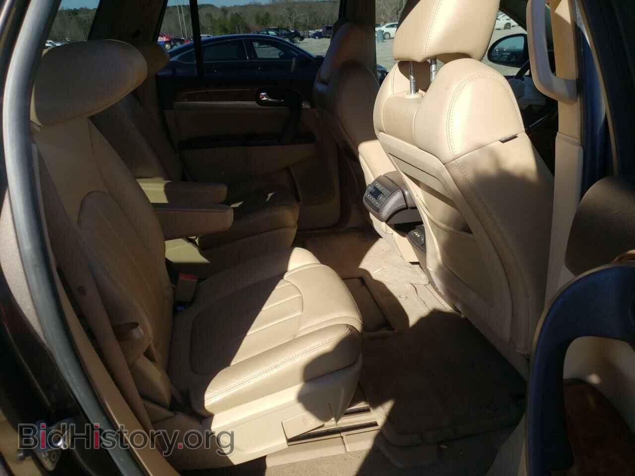 2011 BUICK ENCLAVE - VIN: 5GAKRCED4BJ302773 - Фото 6
