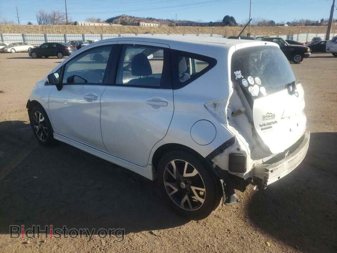2015 NISSAN VERSA - VIN: 3N1CE2CPXFL361561 - Photo 2