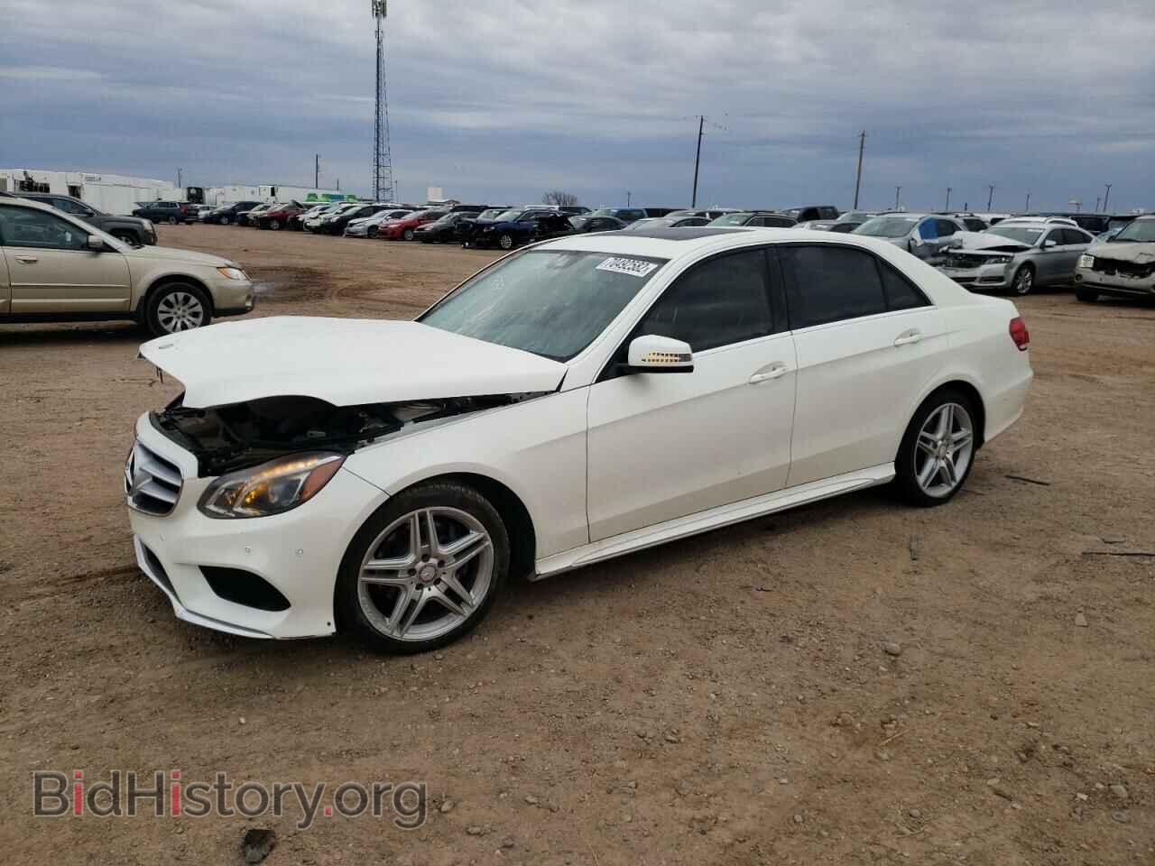 Photo WDDHF5KB2EA850975 - MERCEDES-BENZ E-CLASS 2014