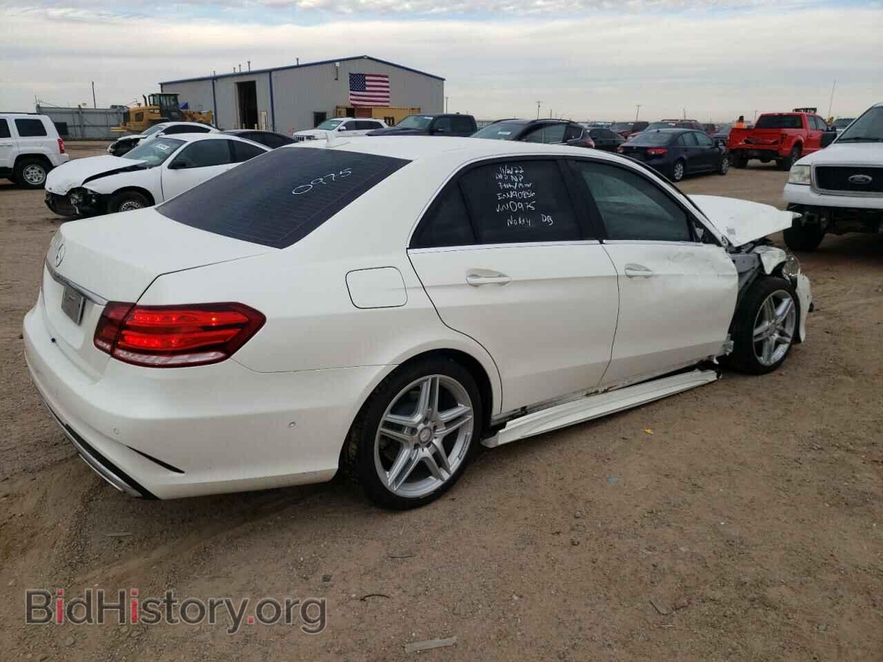2014 MERCEDES-BENZ E-CLASS - VIN: WDDHF5KB2EA850975 - Фото 3