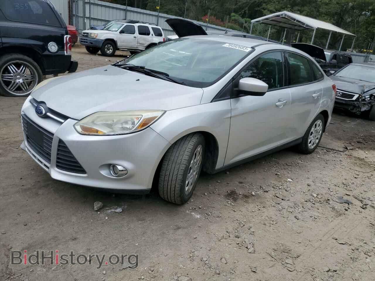 Photo 1FAHP3F2XCL324011 - FORD FOCUS 2012