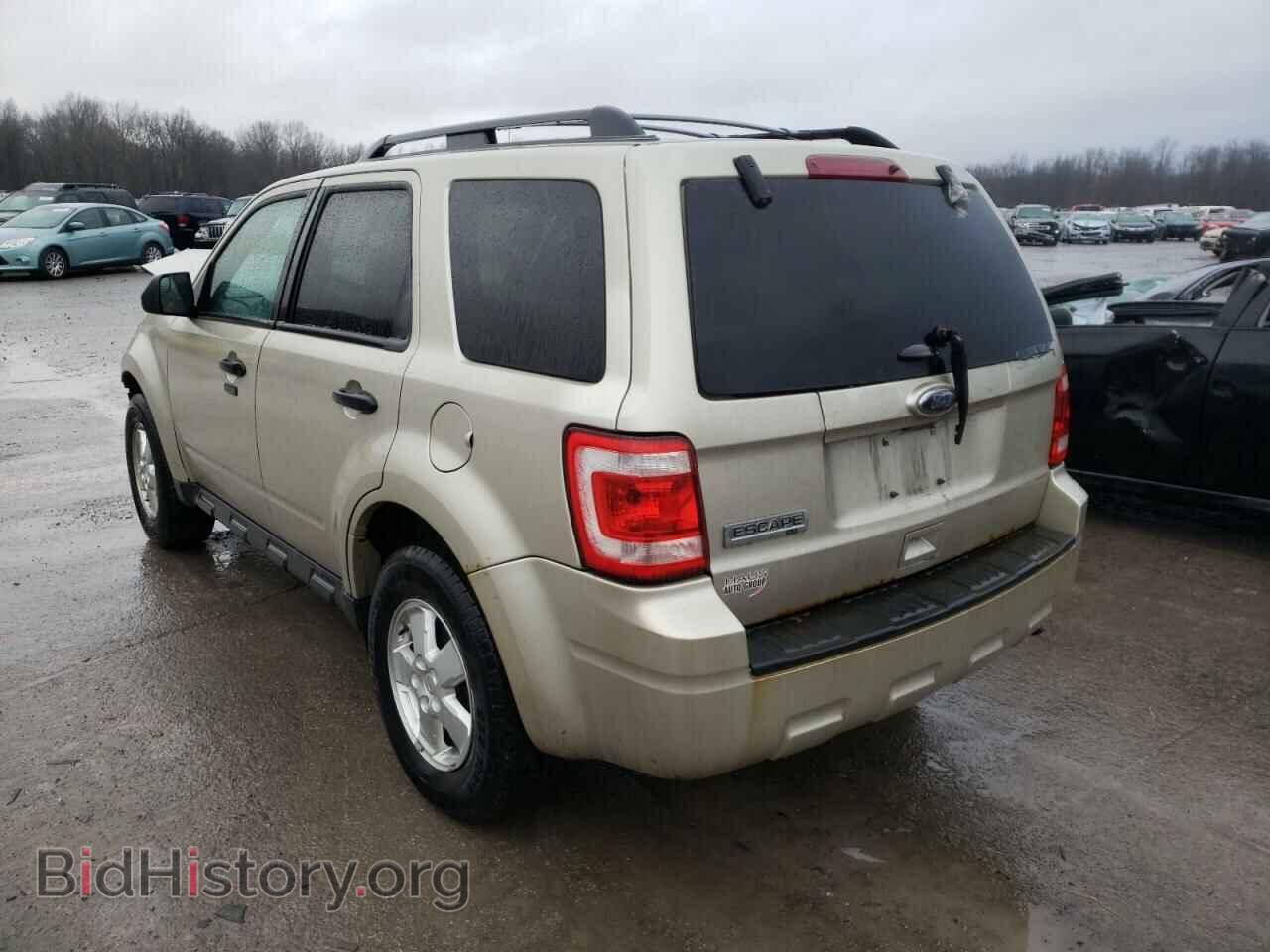 2011 FORD ESCAPE - VIN: 1FMCU9D77BKB28719 - Фото 3