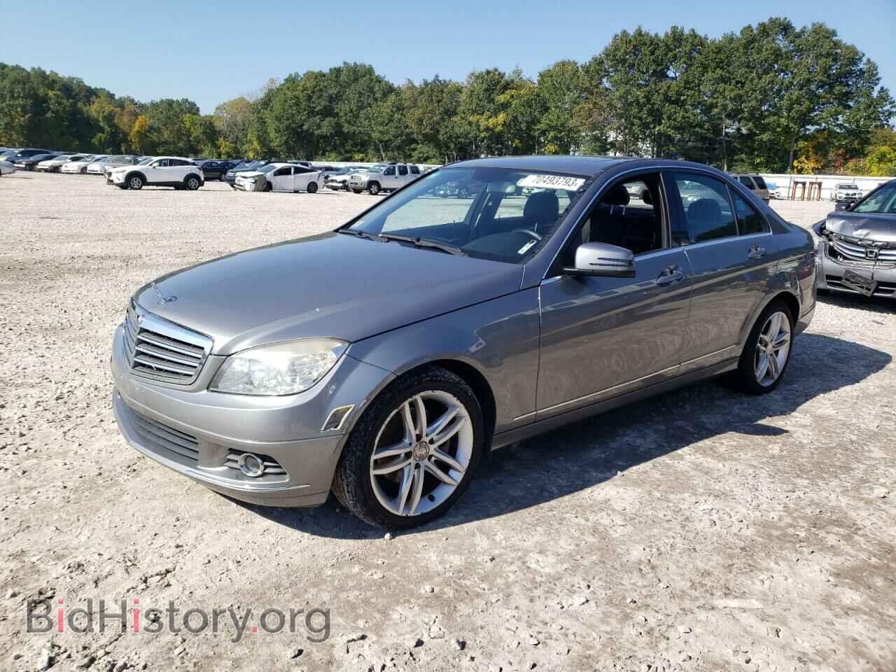 Photo WDDGF8BB5BR136235 - MERCEDES-BENZ C-CLASS 2011
