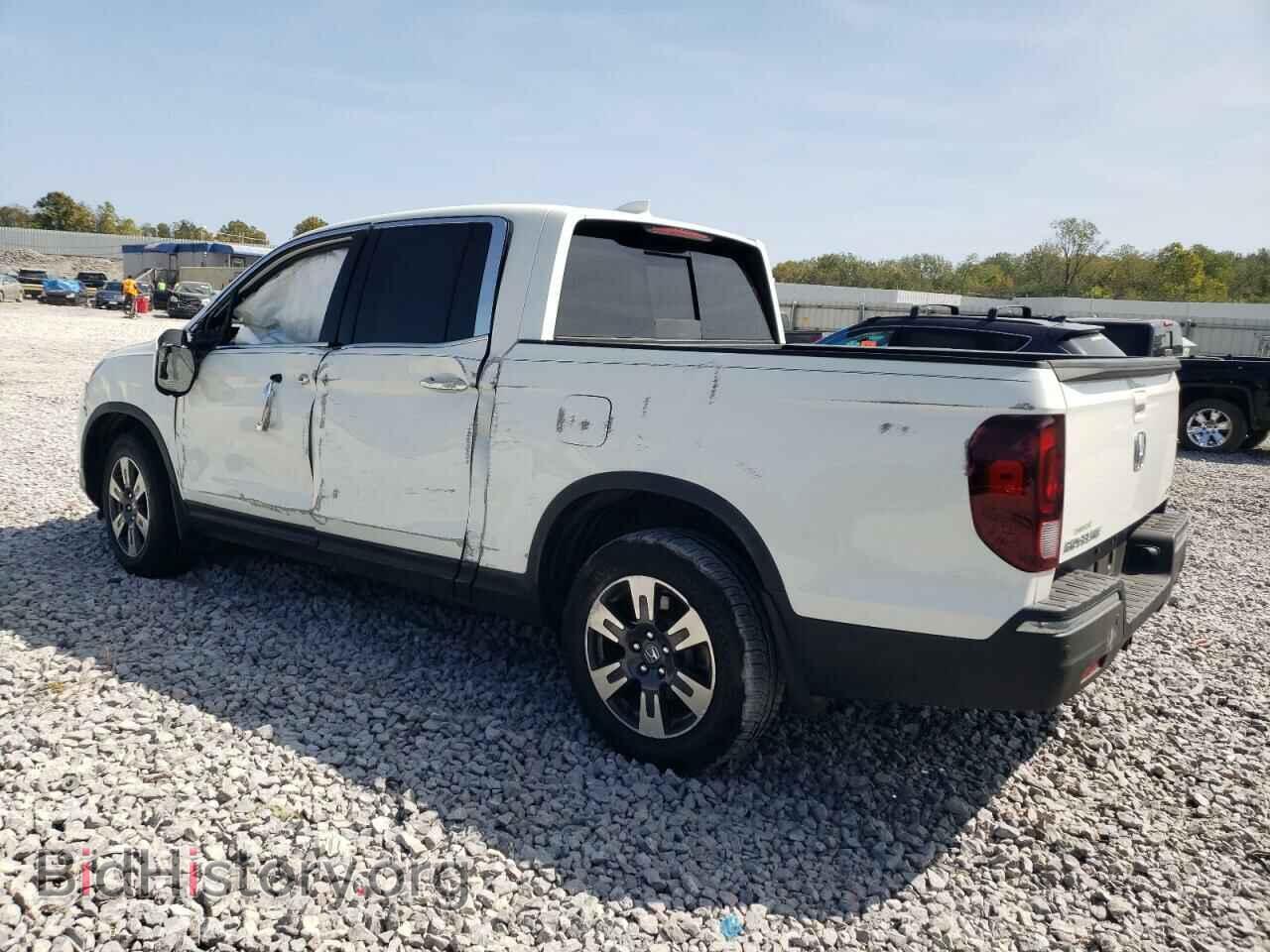 2018 HONDA RIDGELINE - VIN: 5FPYK3F73JB016979 - Фото 2
