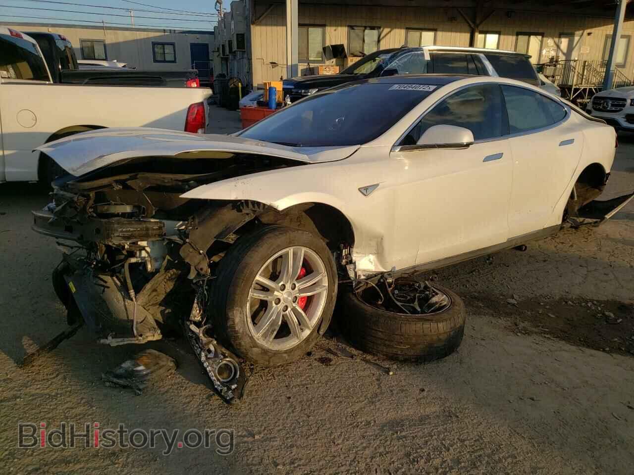 Фотография 5YJSA1E4XFF115058 - TESLA MODEL S 2015