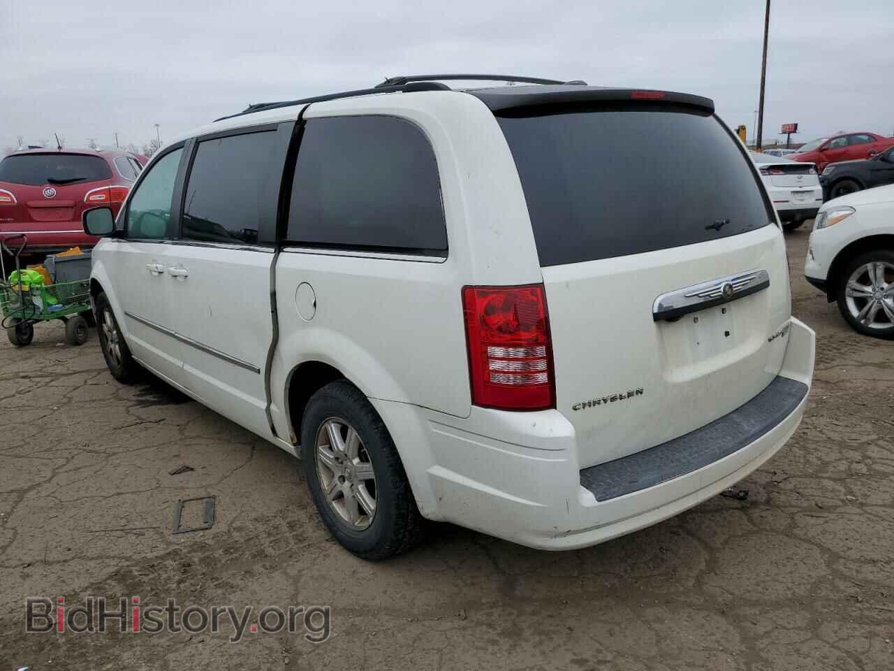 2010 CHRYSLER MINIVAN - VIN: 2A4RR5D18AR104489 - Фото 2