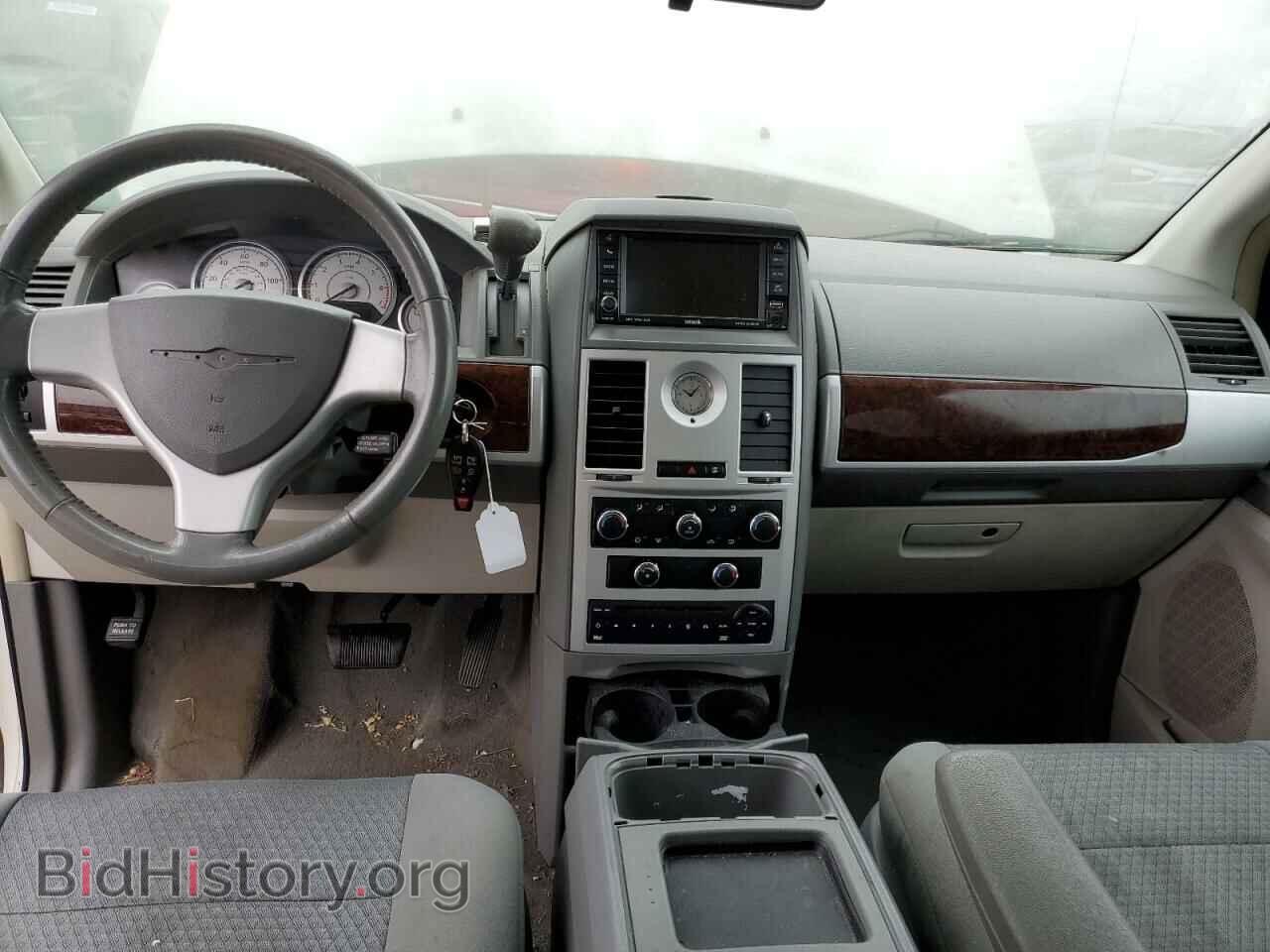 2010 CHRYSLER MINIVAN - VIN: 2A4RR5D18AR104489 - Фото 8