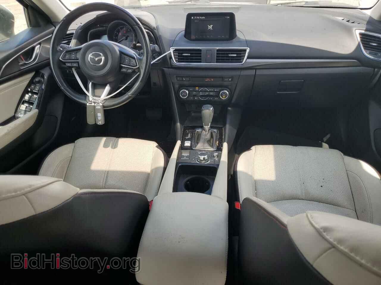 2018 MAZDA 3 - VIN: 3MZBN1M37JM164653 - Фото 8