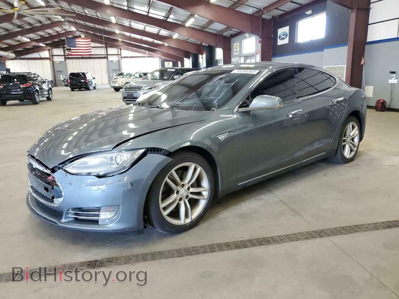 Фотография 5YJSA1CN3DFP07989 - TESLA MODEL S 2013