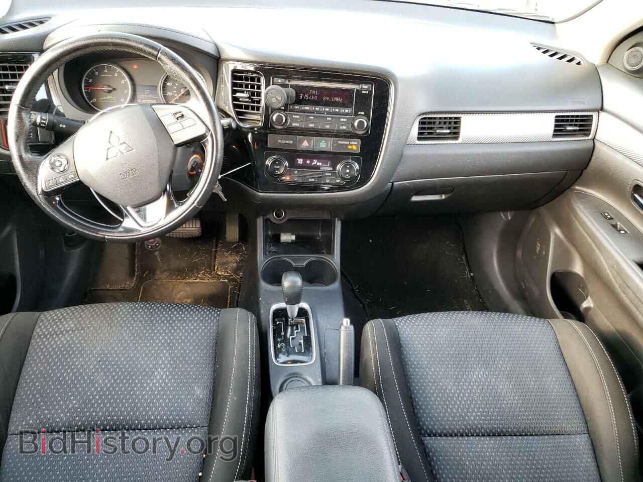 2016 MITSUBISHI OUTLANDER - VIN: JA4AD2A35GZ024114 - Фото 8