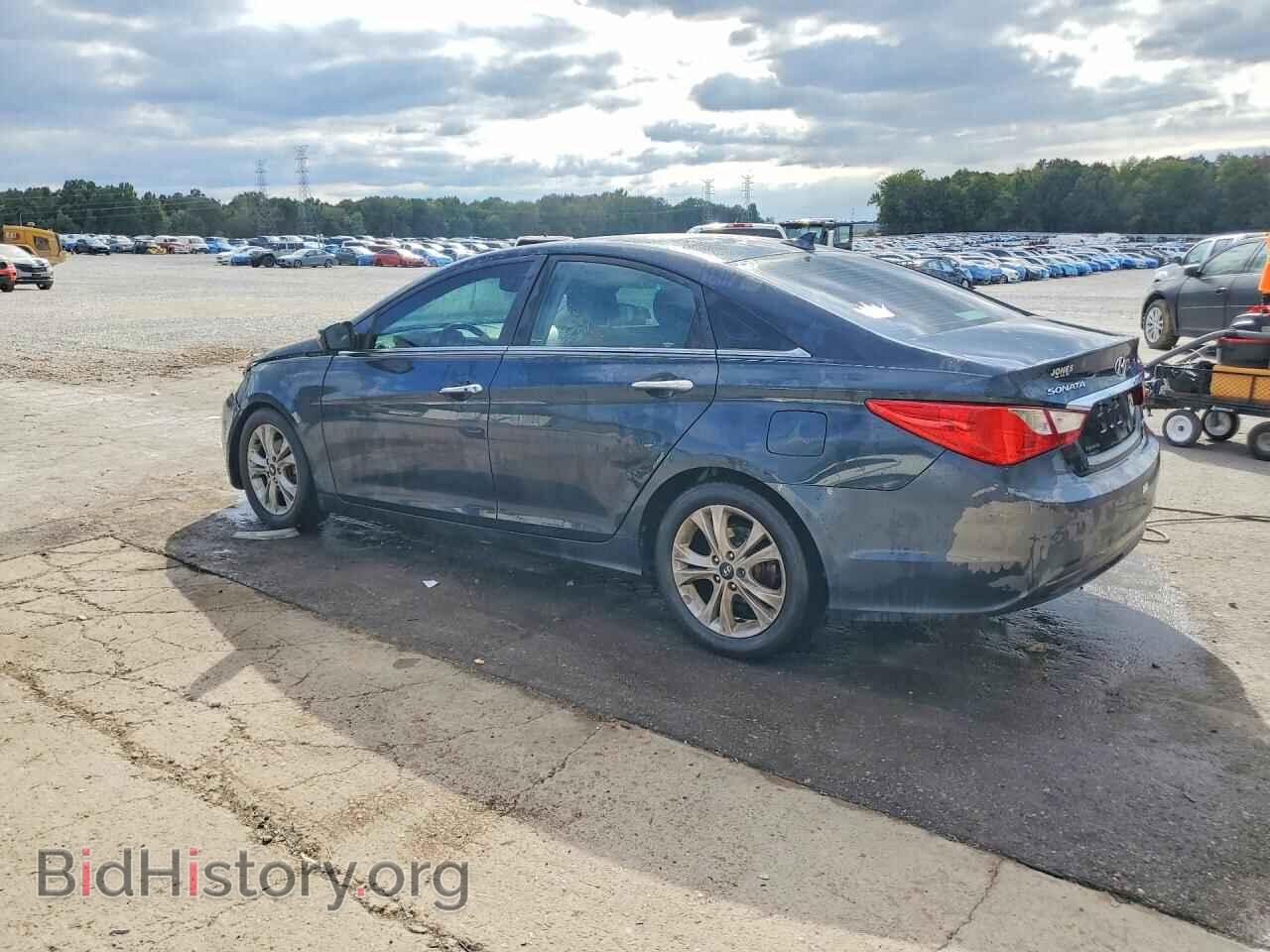 2011 HYUNDAI SONATA - VIN: 5NPEC4AC3BH028961 - Фото 2