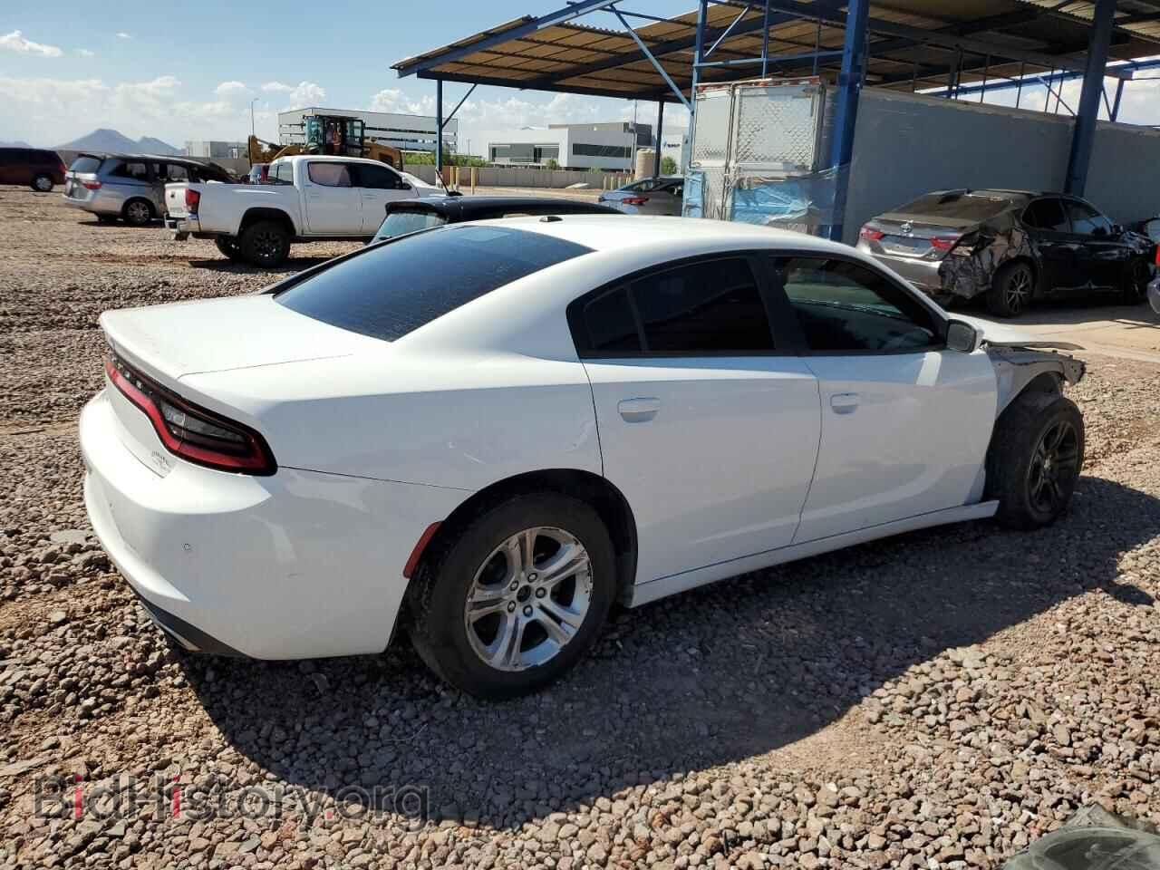 2019 DODGE CHARGER - VIN: 2C3CDXBG3KH664106 - Фото 3