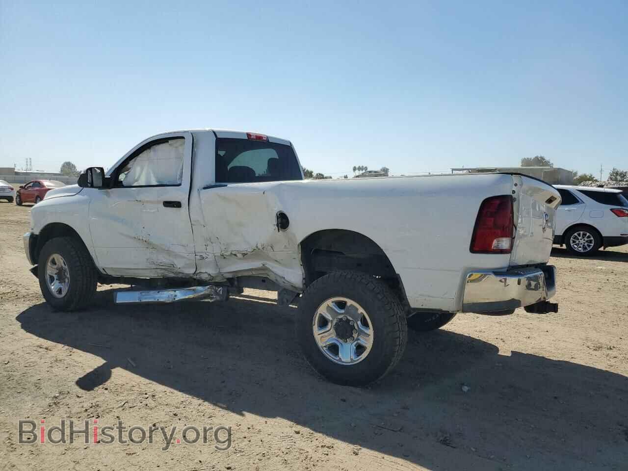 2018 RAM All Models - VIN: 3C6MR5AL3JG412009 - Фото 2