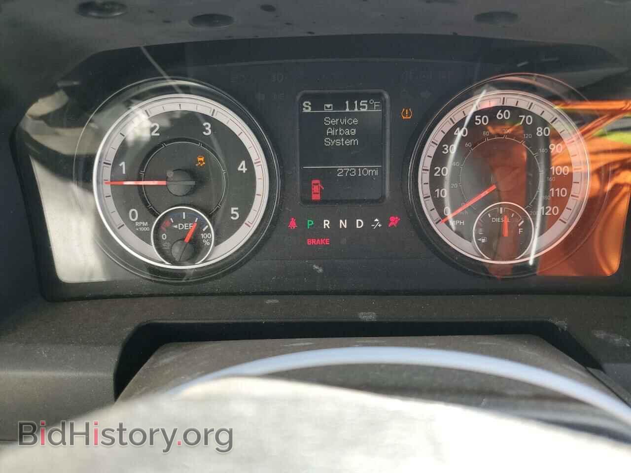 2018 RAM All Models - VIN: 3C6MR5AL3JG412009 - Фото 9