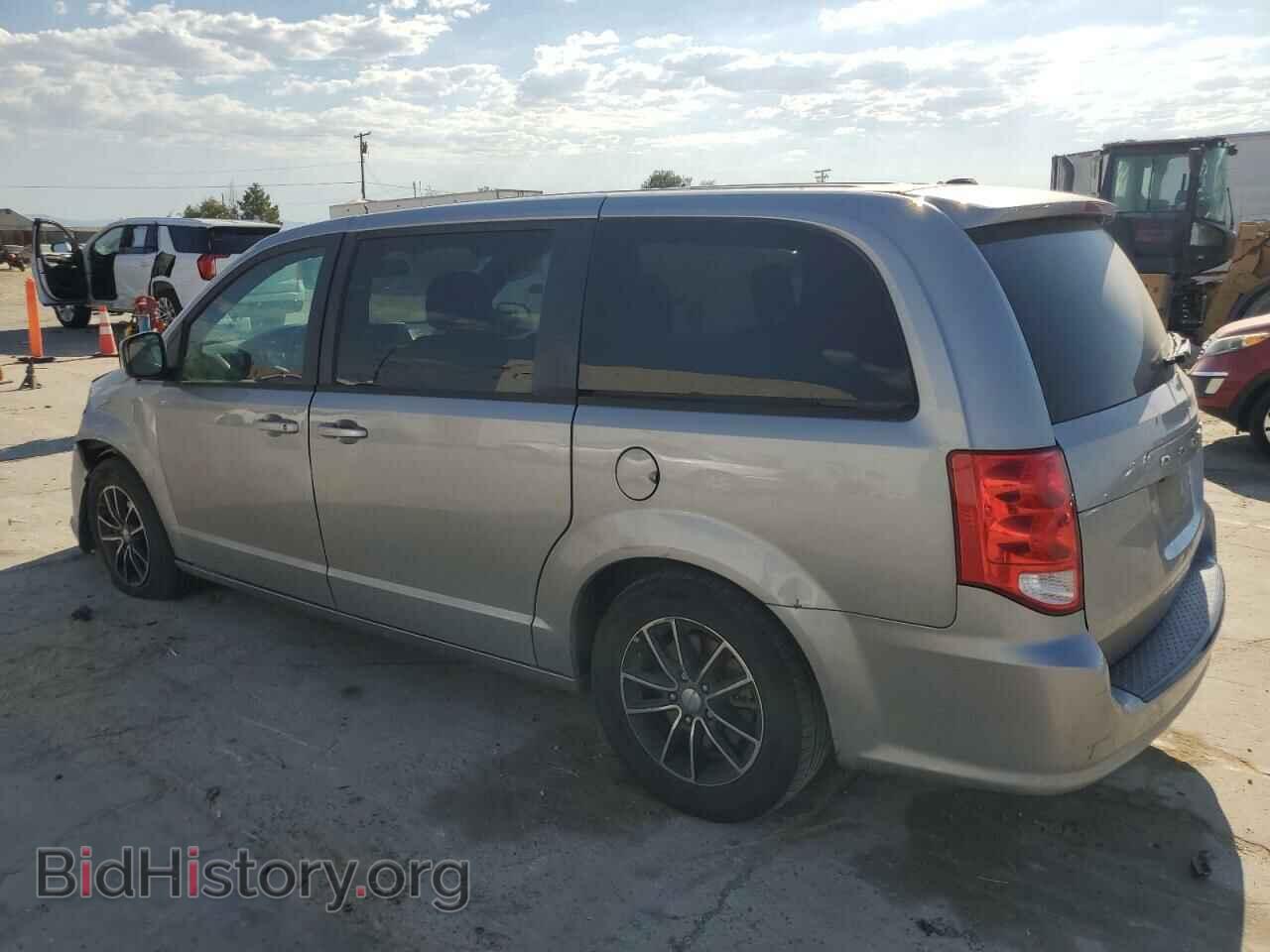 2018 DODGE CARAVAN - VIN: 2C4RDGBG3JR201896 - Фото 2