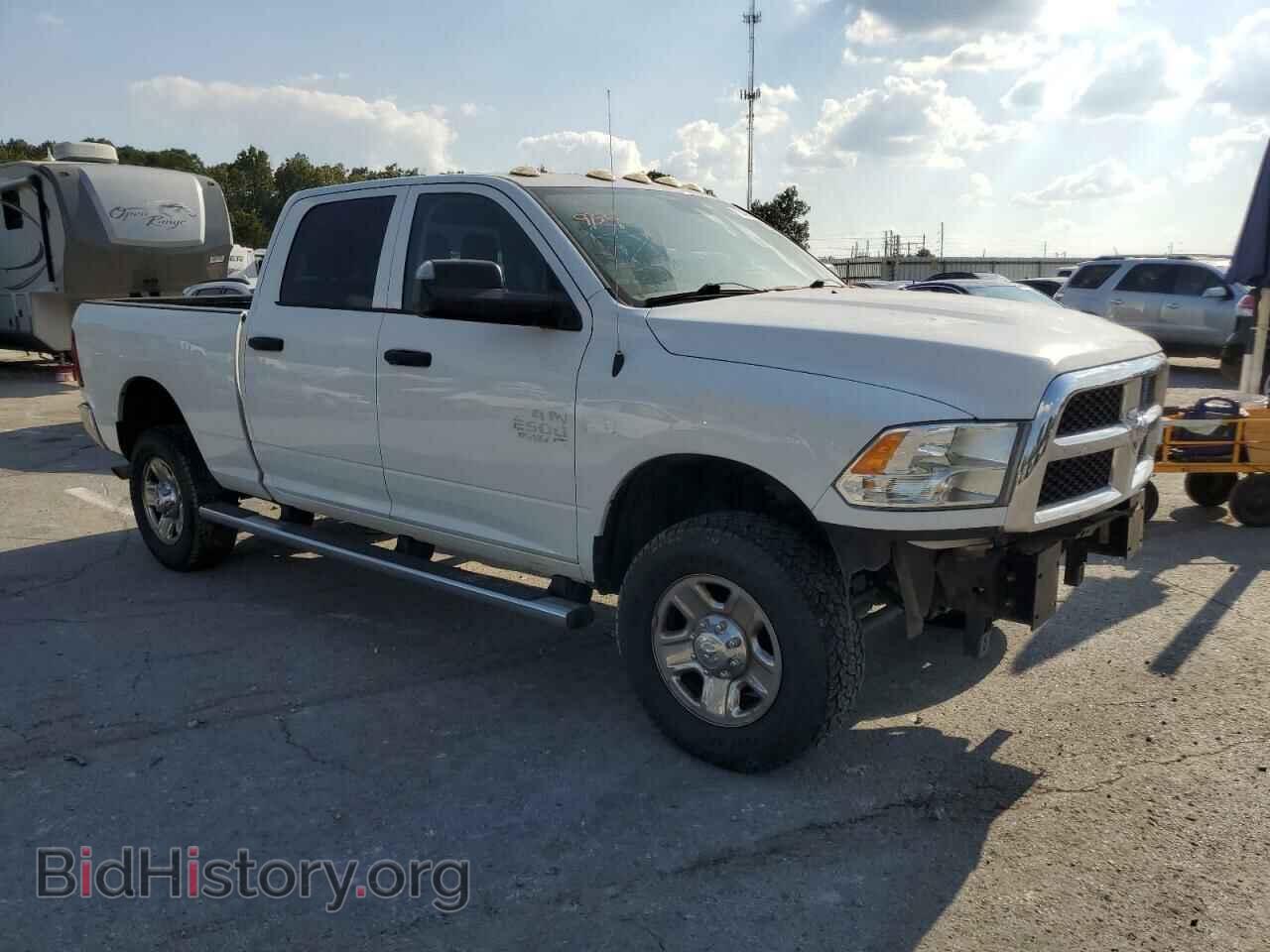 2017 RAM All Models - VIN: 3C6UR5CJXHG553715 - Photo 4