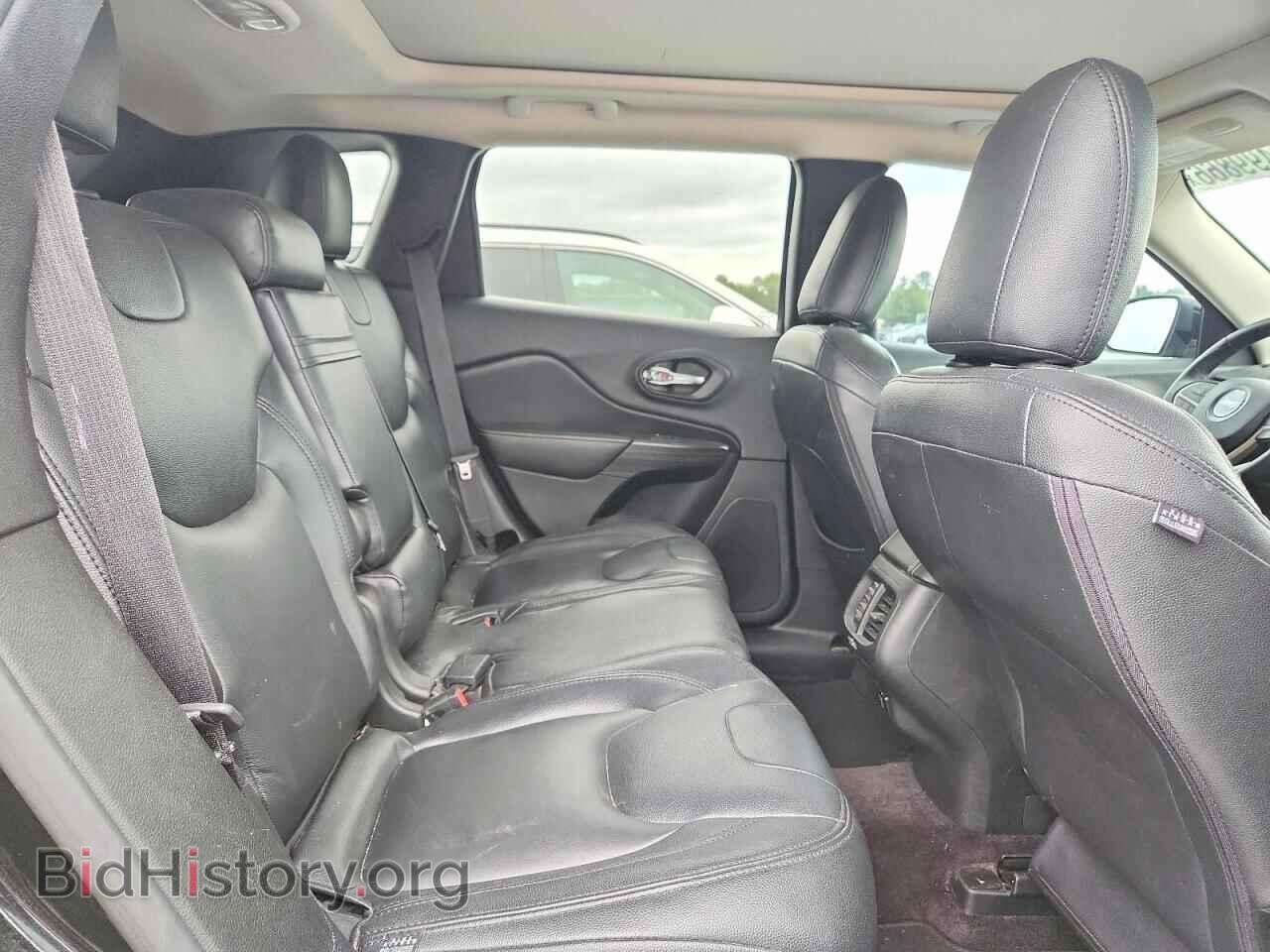 2017 JEEP CHEROKEE - VIN: 1C4PJLCS0HW549572 - Photo 11