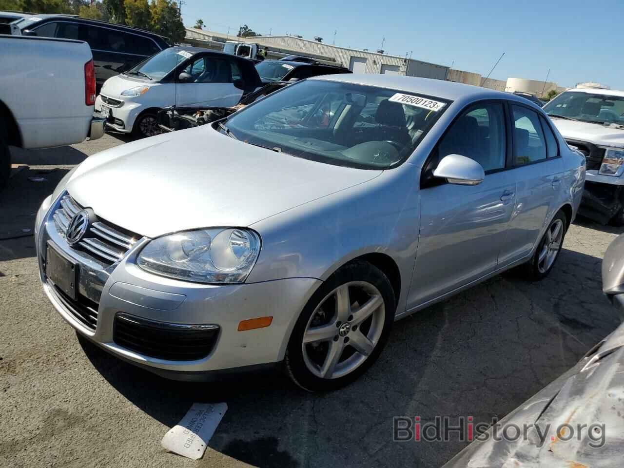 Photo 3VWAZ7AJ1AM120475 - VOLKSWAGEN JETTA 2010