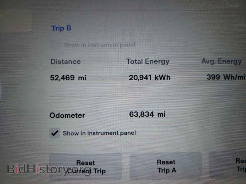 2017 Tesla MODEL X (VIN 5YJXCBE20HF038059) — photo 9 of 12