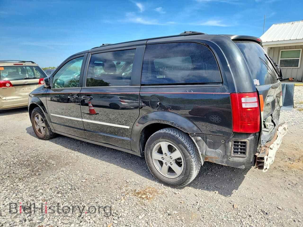 2010 DODGE CARAVAN - VIN: 2D4RN5D14AR121133 - Photo 2