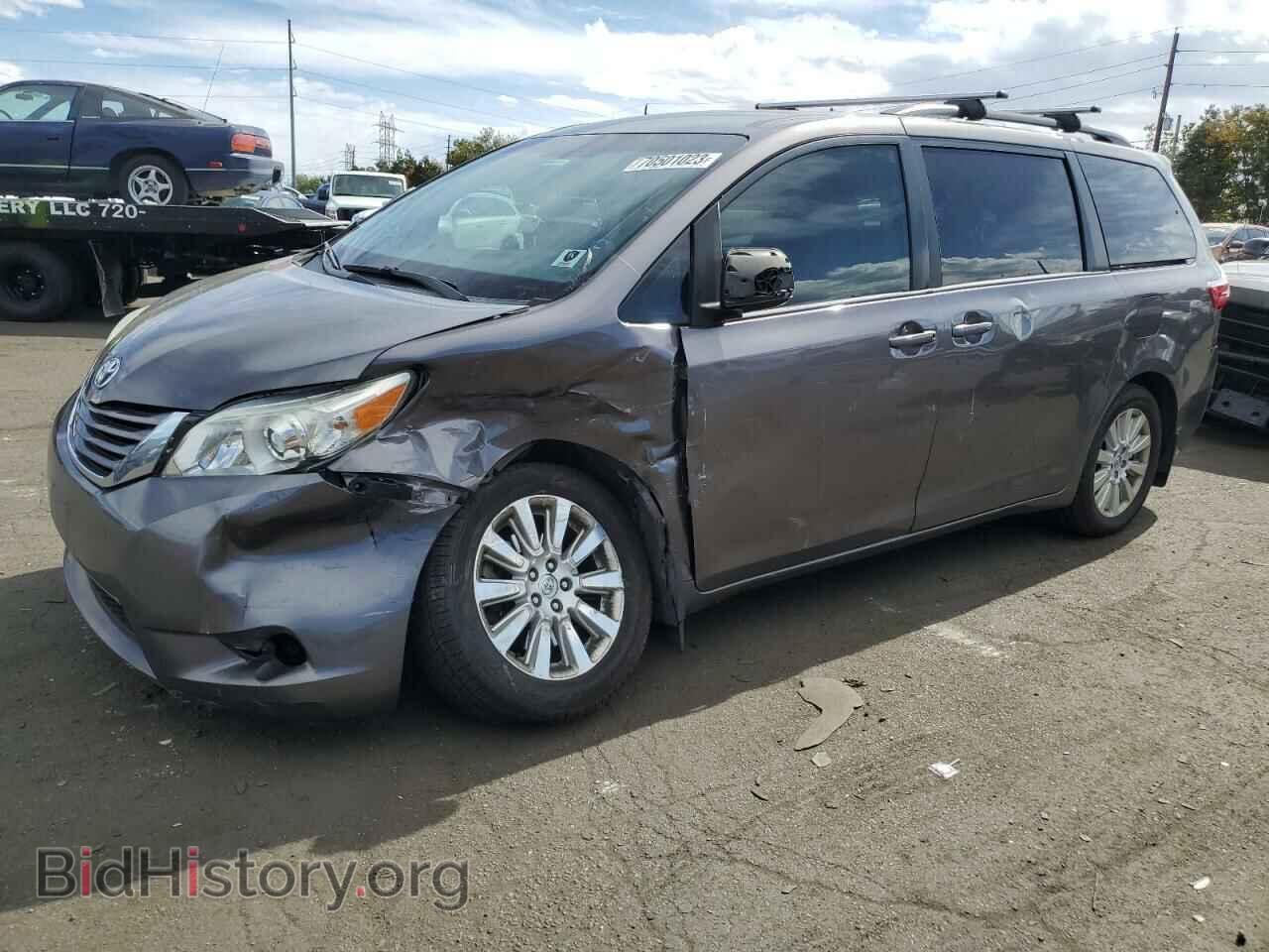 Photo 5TDJK3DC7FS112000 - TOYOTA All Models 2015