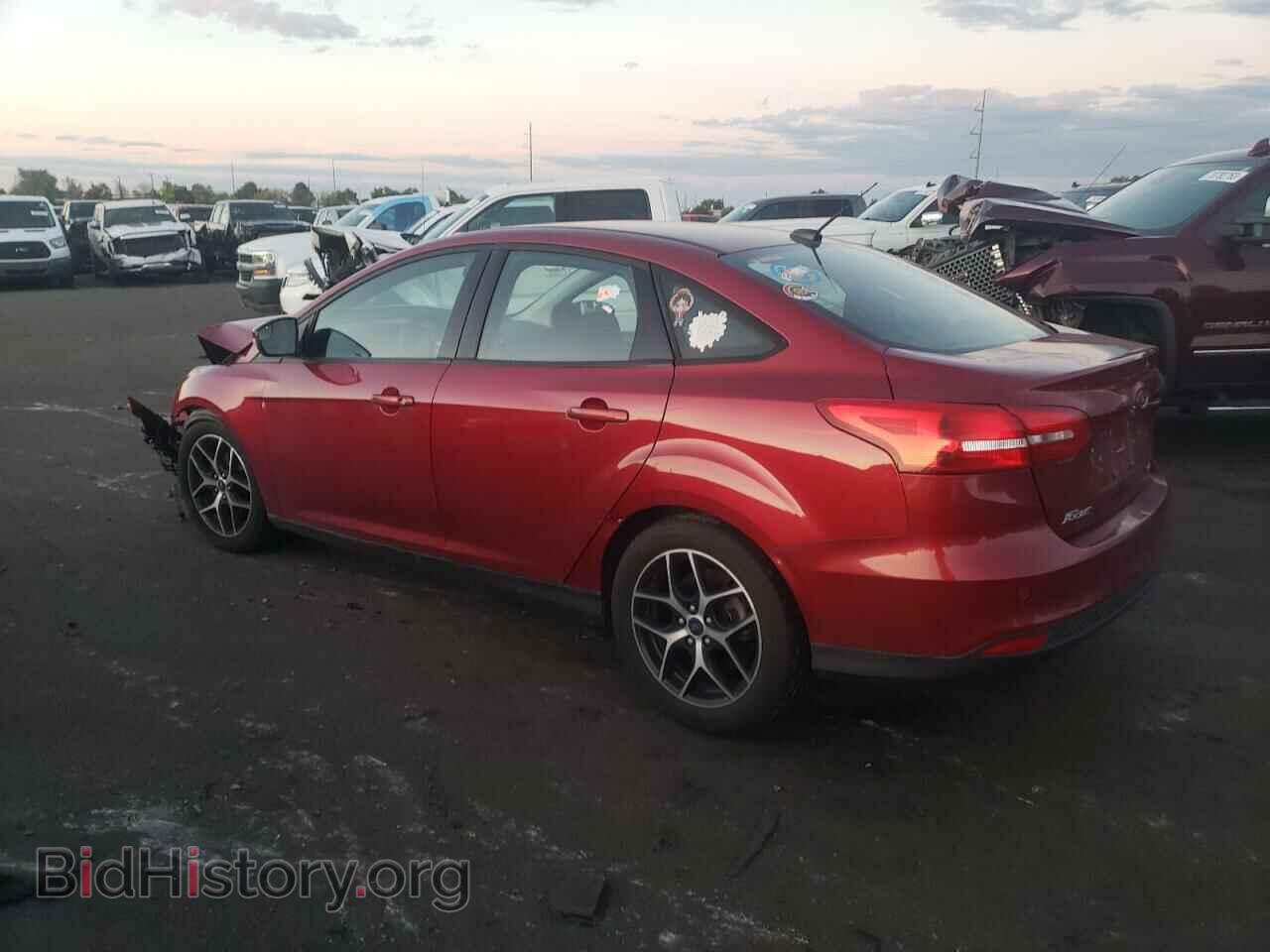 2017 FORD FOCUS - VIN: 1FADP3H24HL237370 - Фото 2
