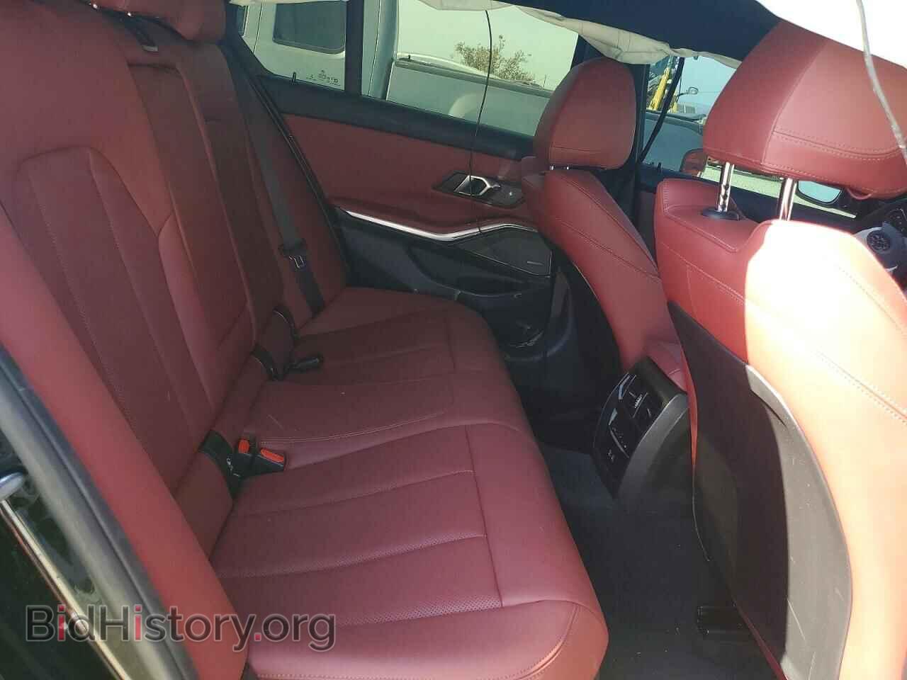 2025 BMW M3 (VIN 3MW59FT09S8F14171) — photo 10 of 12