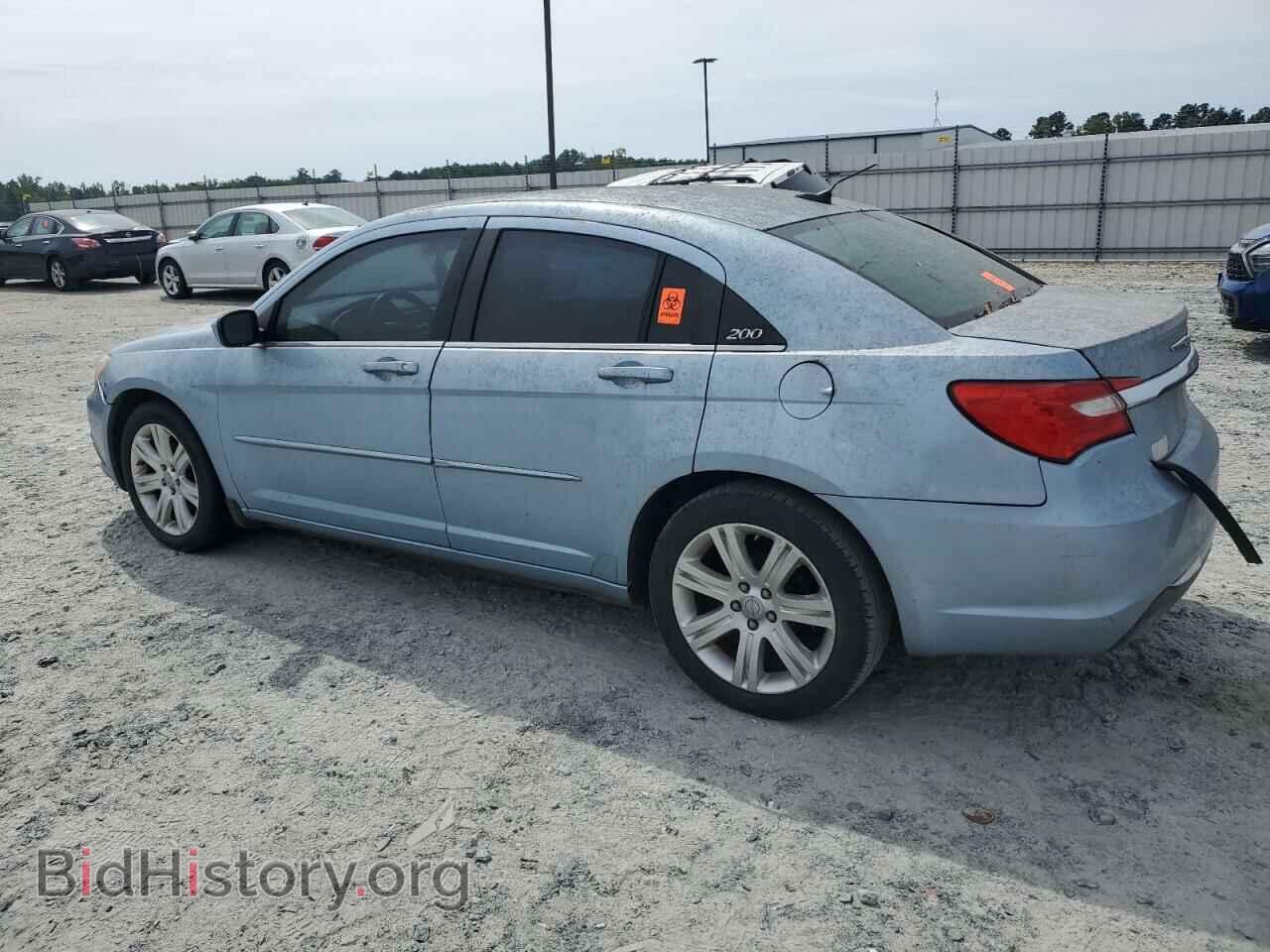 2013 CHRYSLER 200 - VIN: 1C3CCBBB8DN656605 - Фото 2