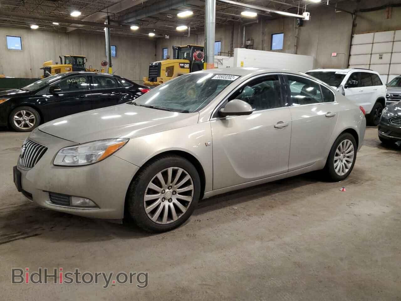 Photo W04GR5EC2B1063421 - BUICK REGAL 2011