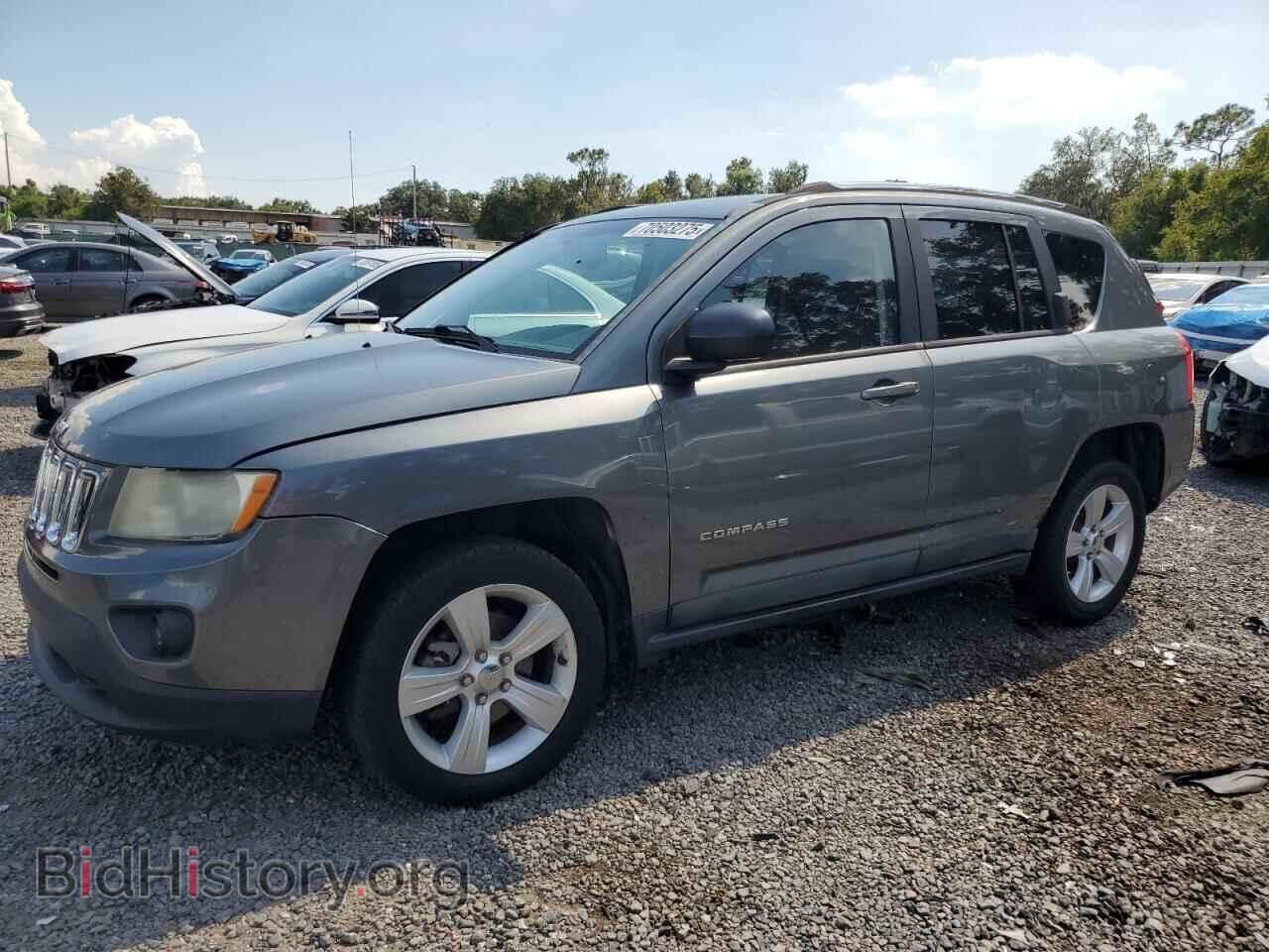 Photo 1J4NT1FB6BD239540 - JEEP COMPASS 2011