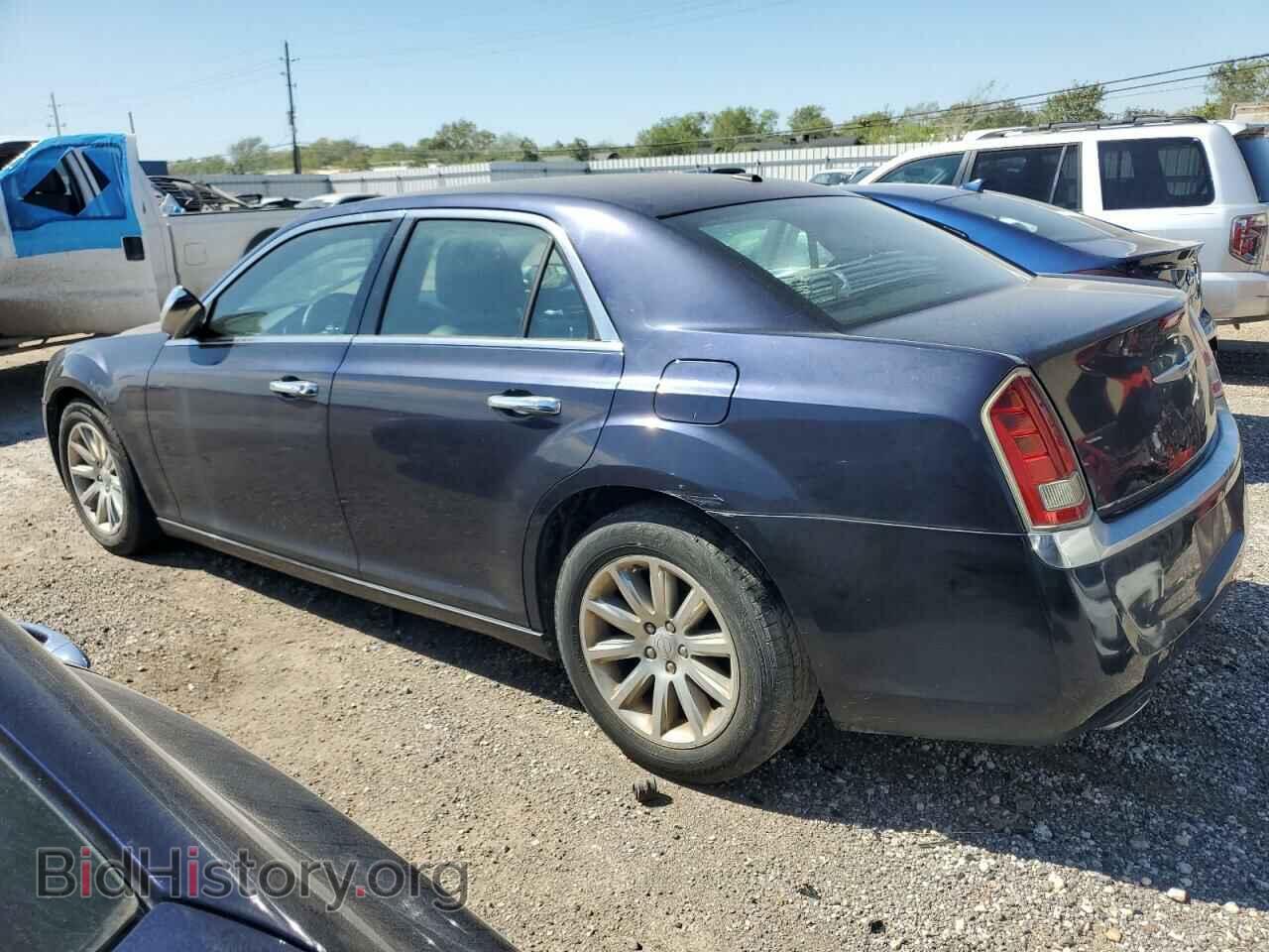 2012 CHRYSLER 300 - VIN: 2C3CCACG8CH250951 - Фото 2