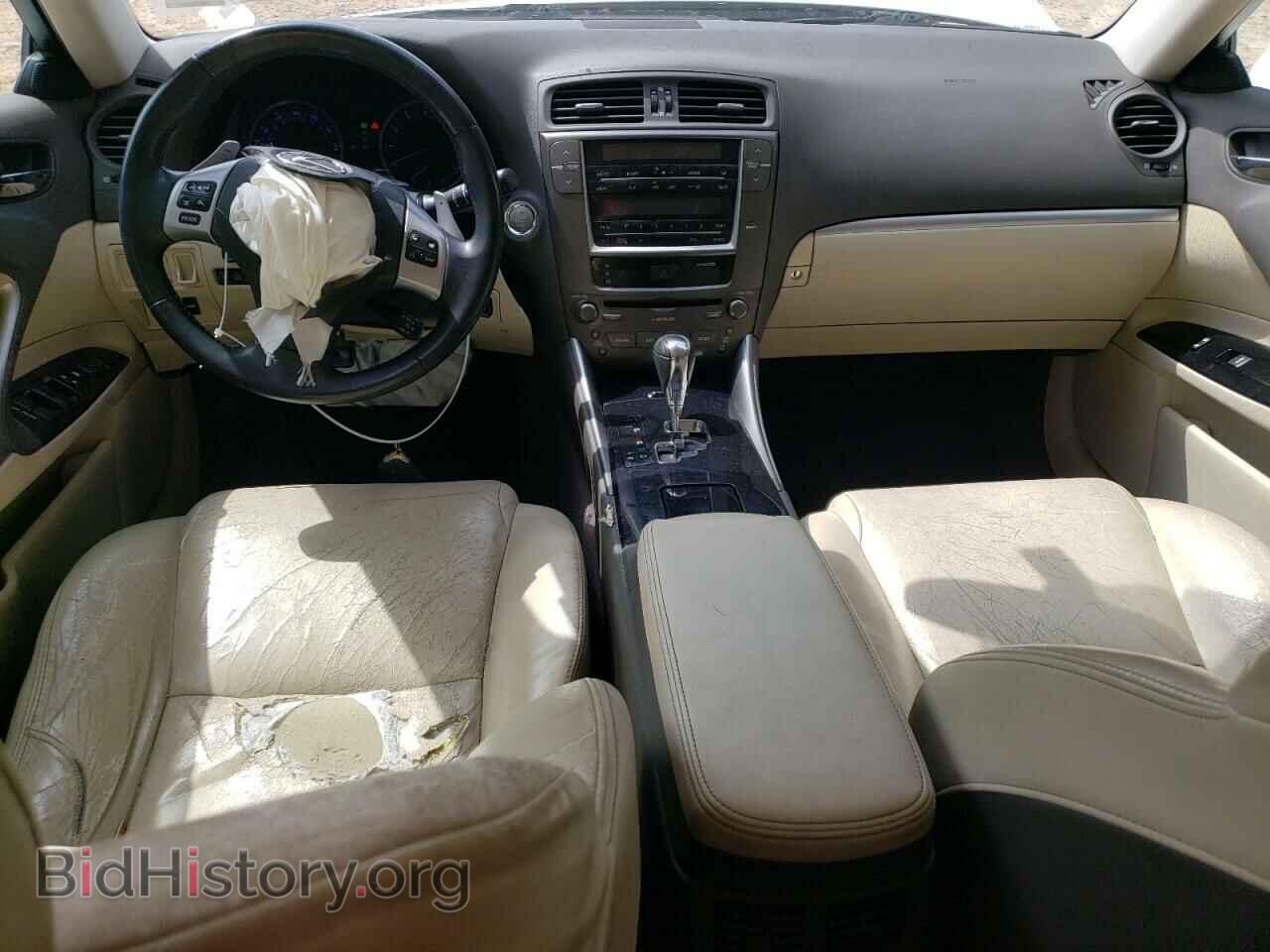 2011 LEXUS IS - VIN: JTHBF5C24B5142292 - Photo 8