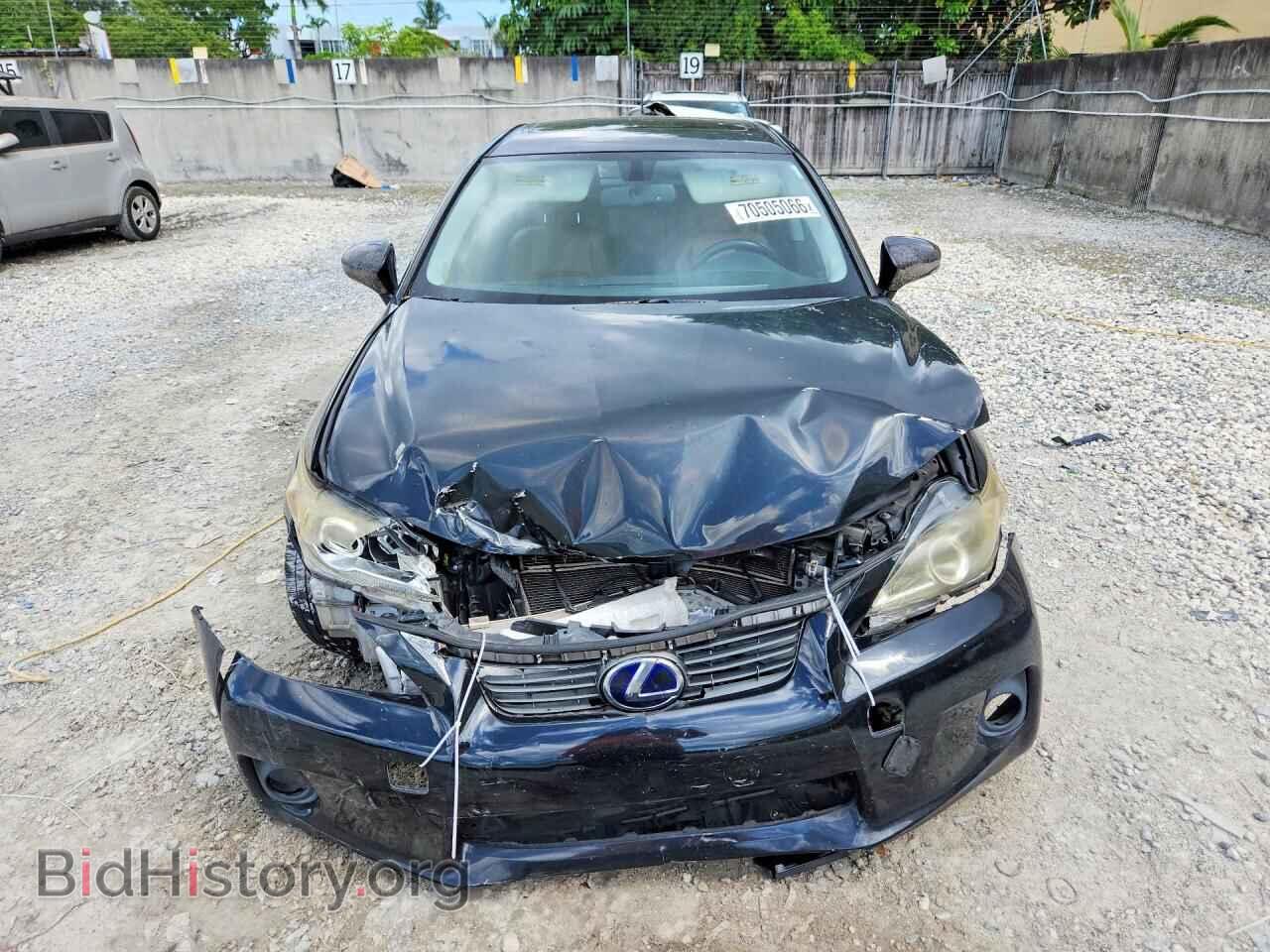 2011 LEXUS CT 200 - VIN: JTHKD5BH9B2042363 - Photo 5