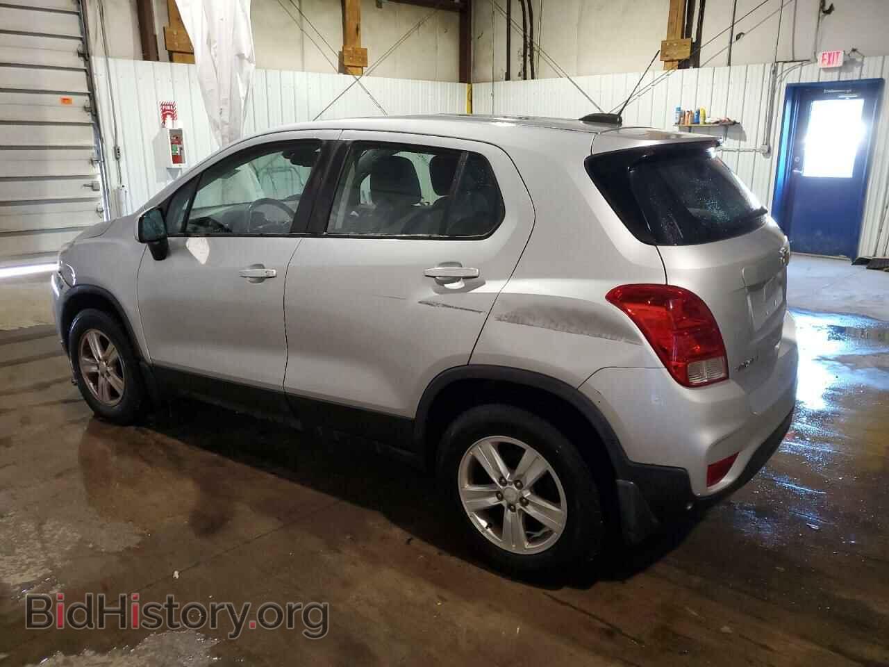 2017 CHEVROLET TRAX - VIN: 3GNCJNSB6HL266232 - Фото 2