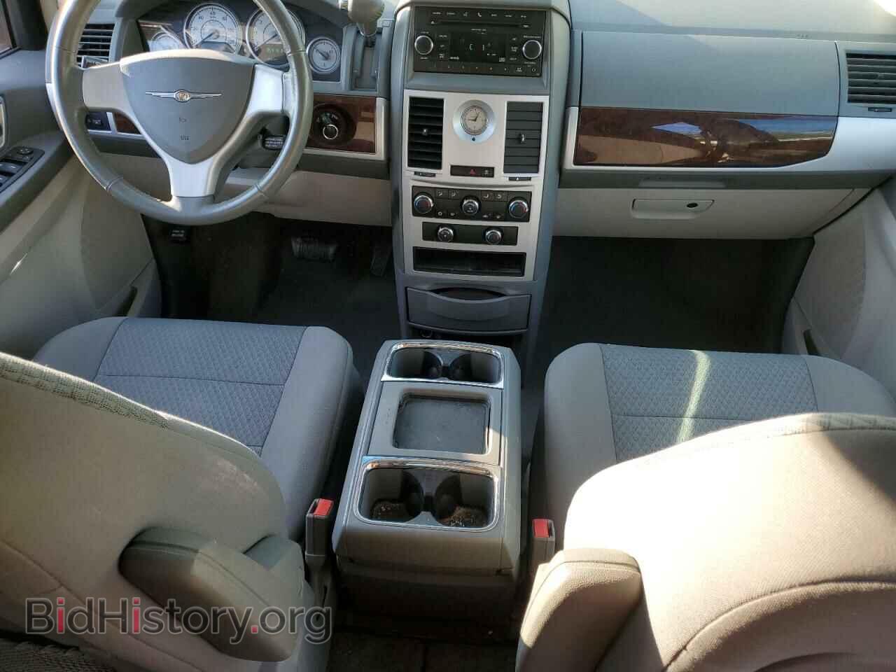 2010 CHRYSLER MINIVAN - VIN: 2A4RR5D14AR380801 - Photo 8