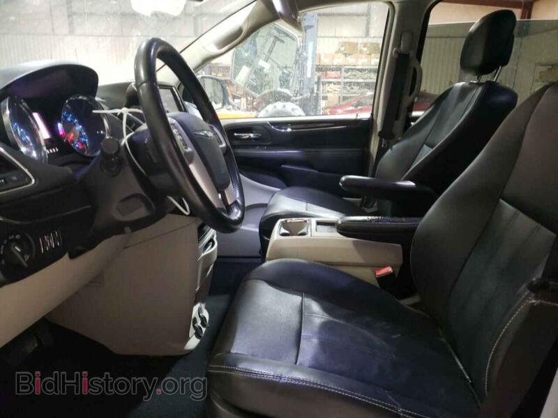 2016 Chrysler MINIVAN (VIN 2C4RC1BG4GR298776) — photo 7 of 13