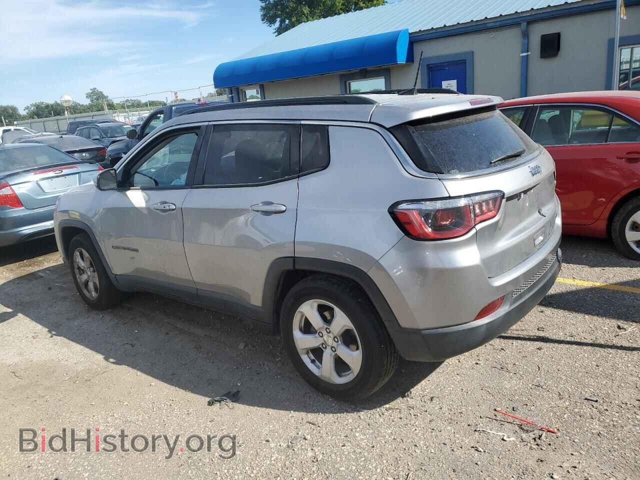 2018 JEEP COMPASS - VIN: 3C4NJCBB9JT137493 - Фото 2