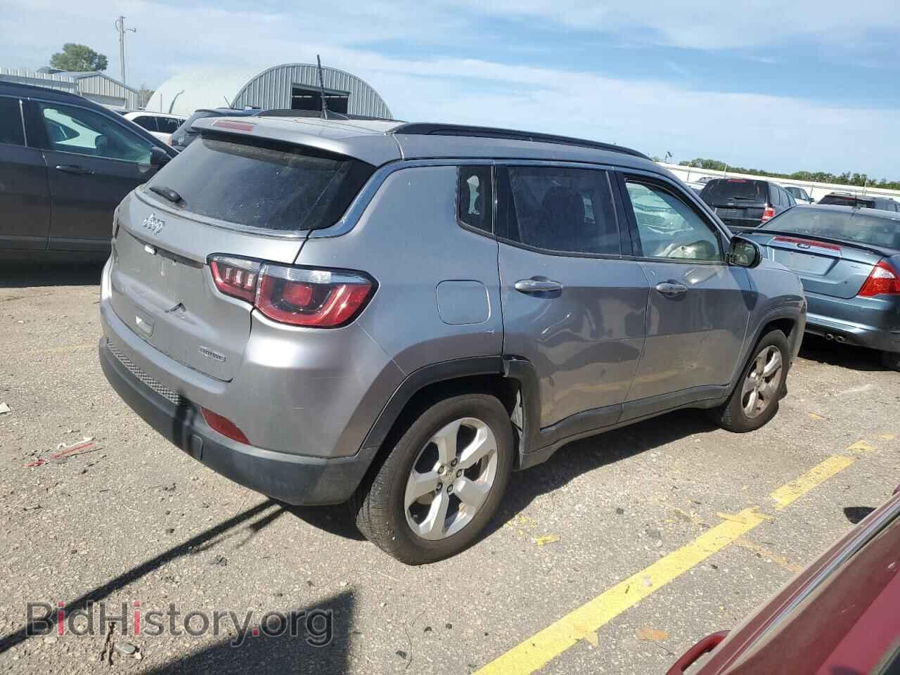 2018 JEEP COMPASS - VIN: 3C4NJCBB9JT137493 - Фото 3