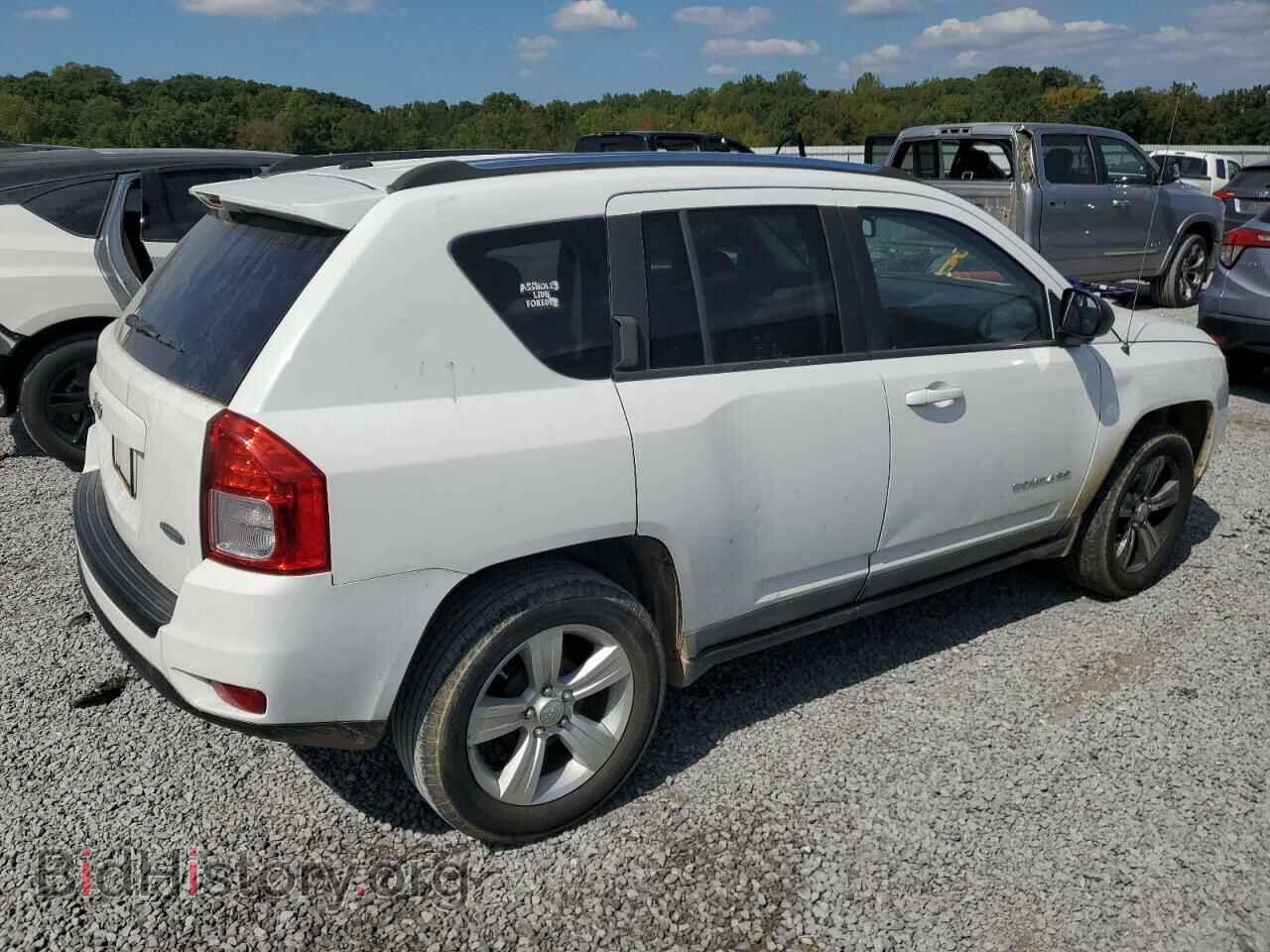 2011 JEEP COMPASS - VIN: 1J4NT1FB2BD138009 - Photo 3
